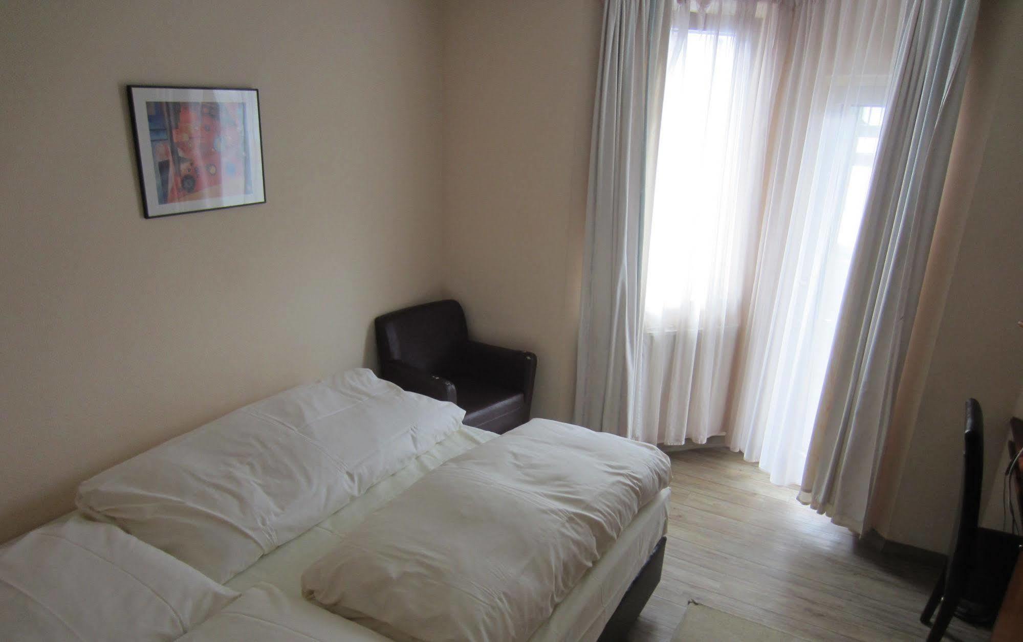 Altduesseldorf 3* Dusseldorf