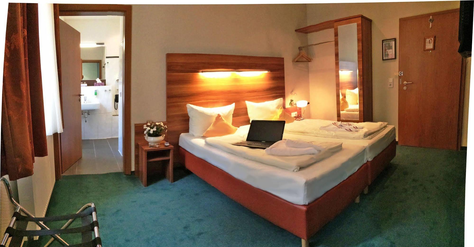 Hotel B-chill