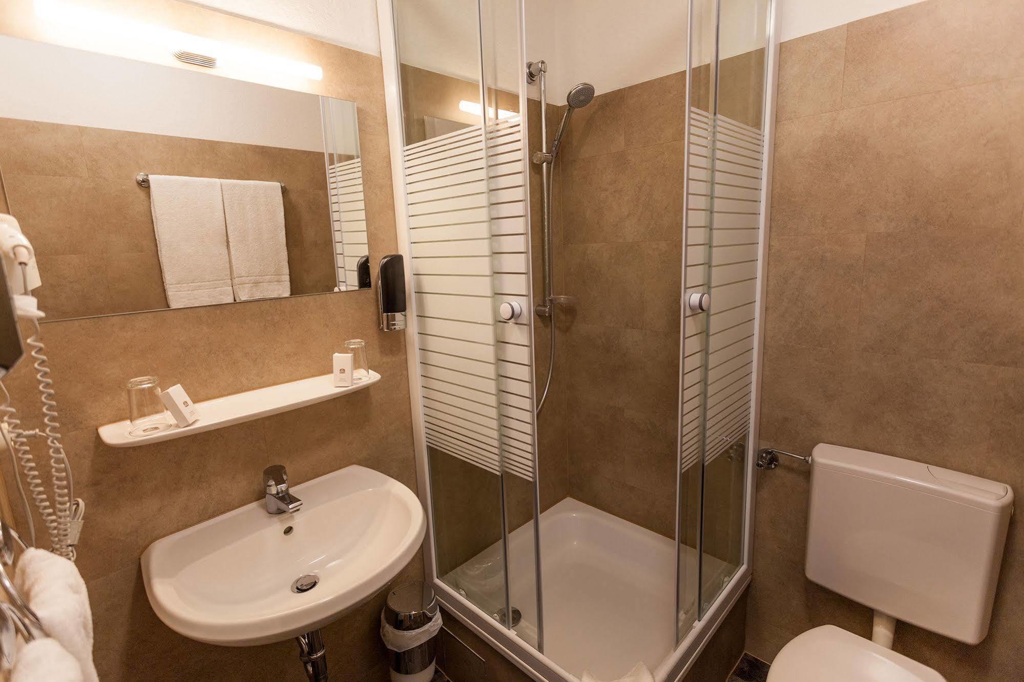 Sure By Best Western Ambassador 3* Düsseldorf