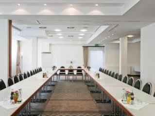 Barbarossa 4* Dusseldorf