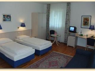 Air Wartburg Hotel