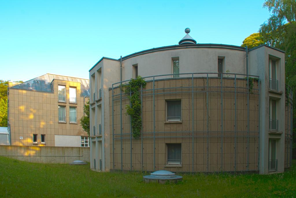 Rolandsburg Hotel Dusseldorf