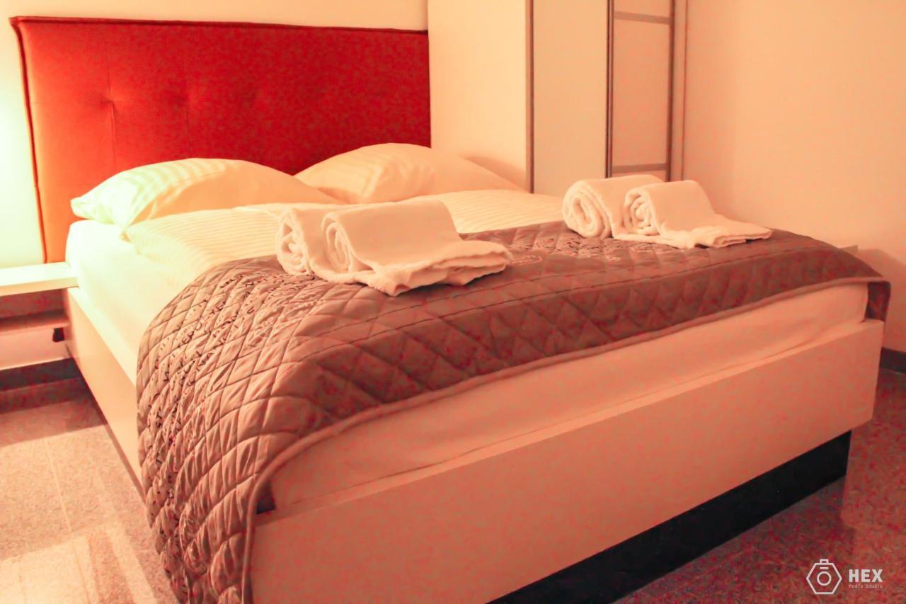 Aparthotel Bluestone Boarding