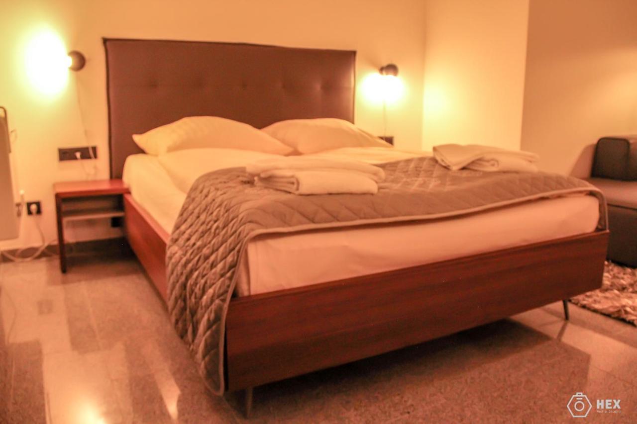 Bluestone Boarding 4*