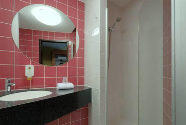 Hotel Düsseldorf-airport 2*