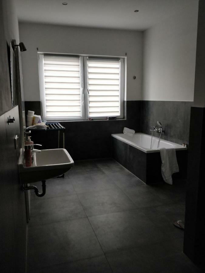 Avi City Bighouse Apartment *