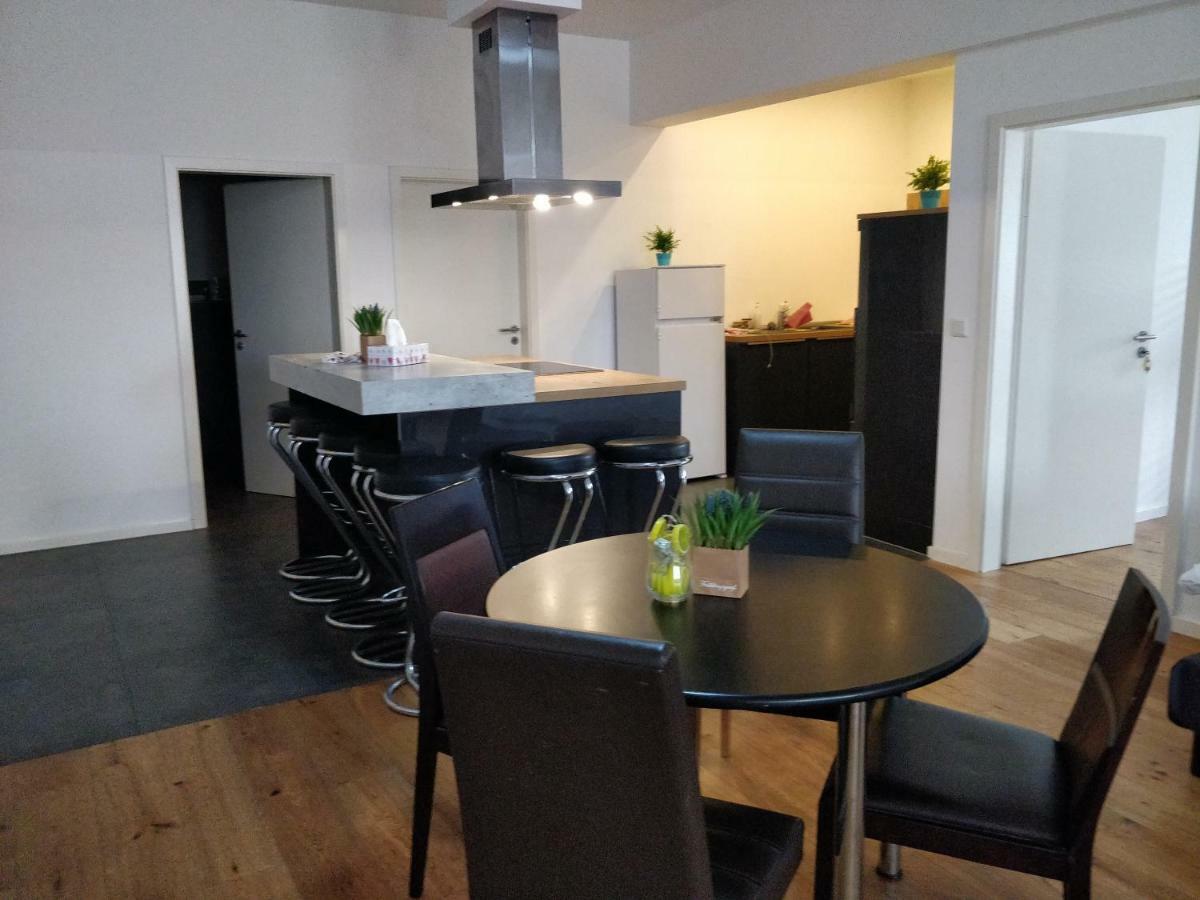 Avi City Bighouse Apartment Dusseldorf