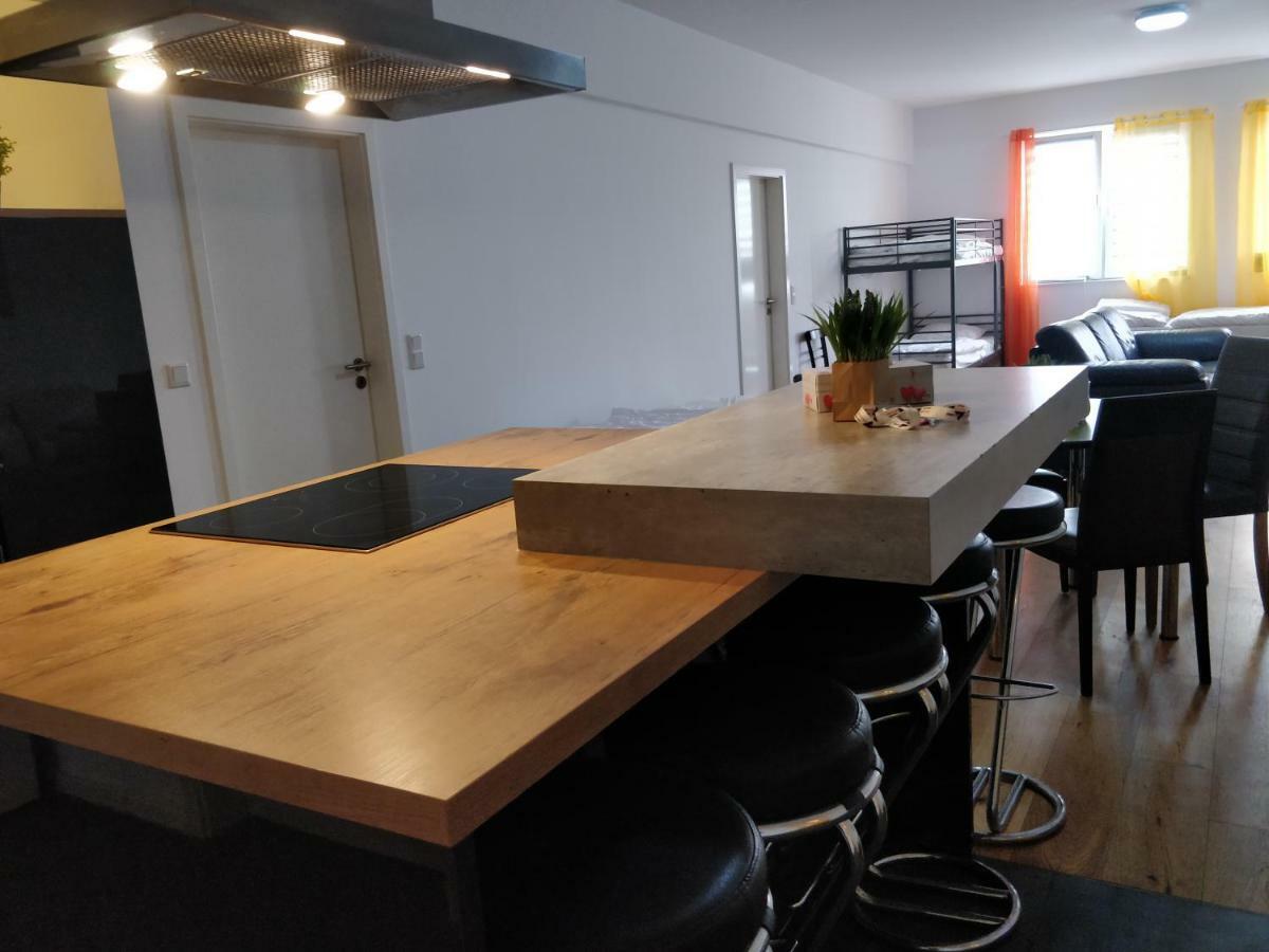 Avi City Bighouse Apartment