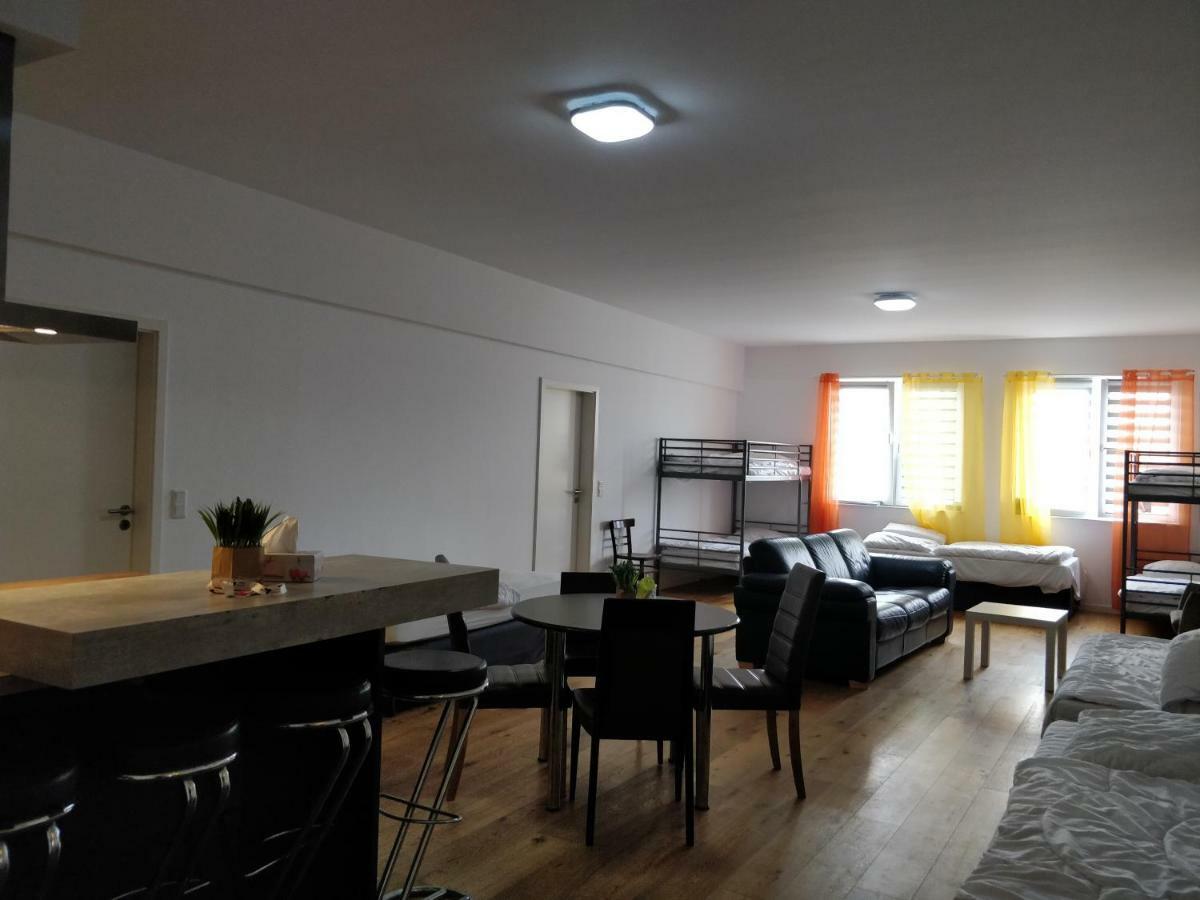 Avi City Bighouse Dusseldorf