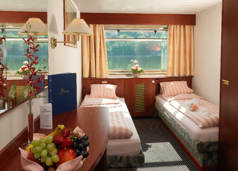 Messecruise Business Hotelship 4* Dusseldorf