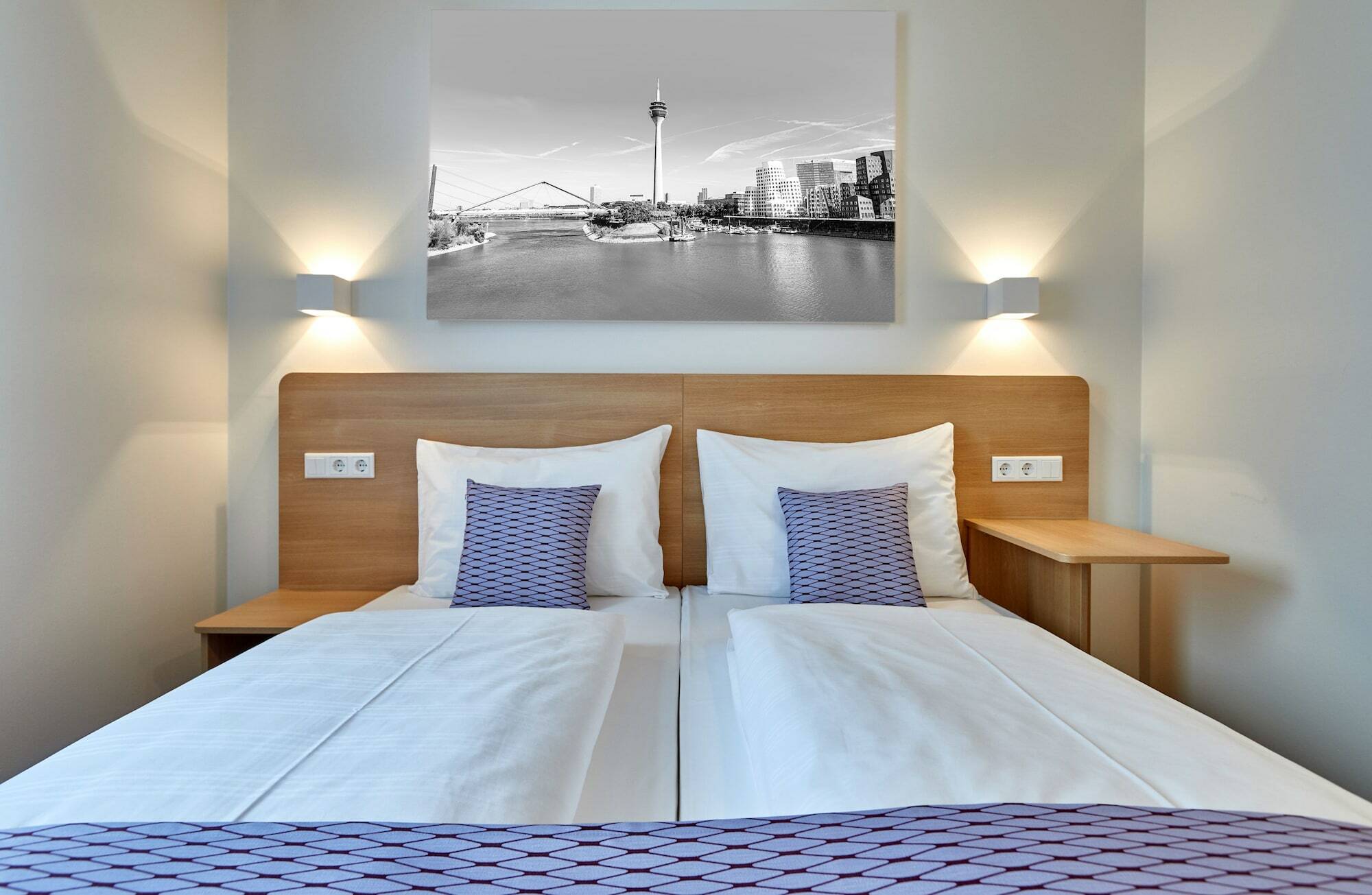 Mcdreams Düsseldorf-city Hotel 2*