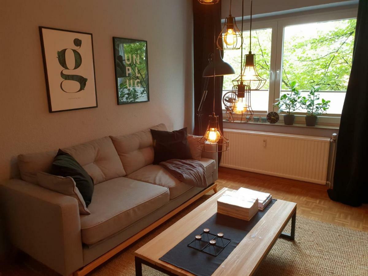 Apartment Stylisch-gemuetliche 70qm Im Zentralen D-derendorf *
