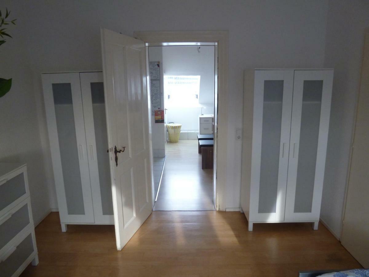 Apartment Airport