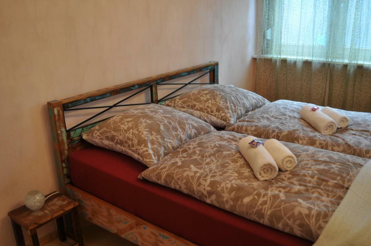 Homestay Lux *