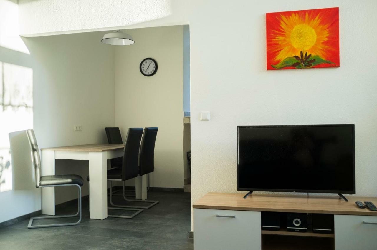 Quadenhof Apartamento *
