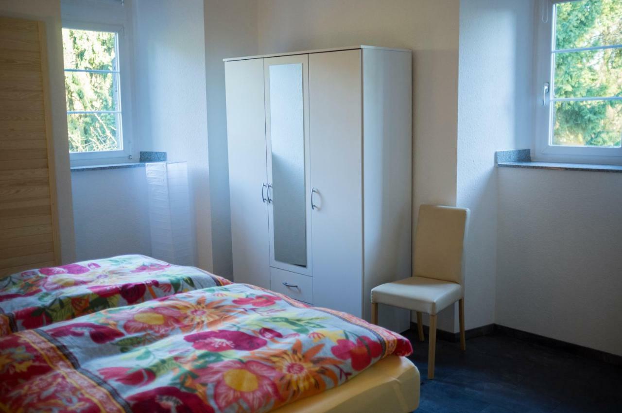 Quadenhof Apartamento *