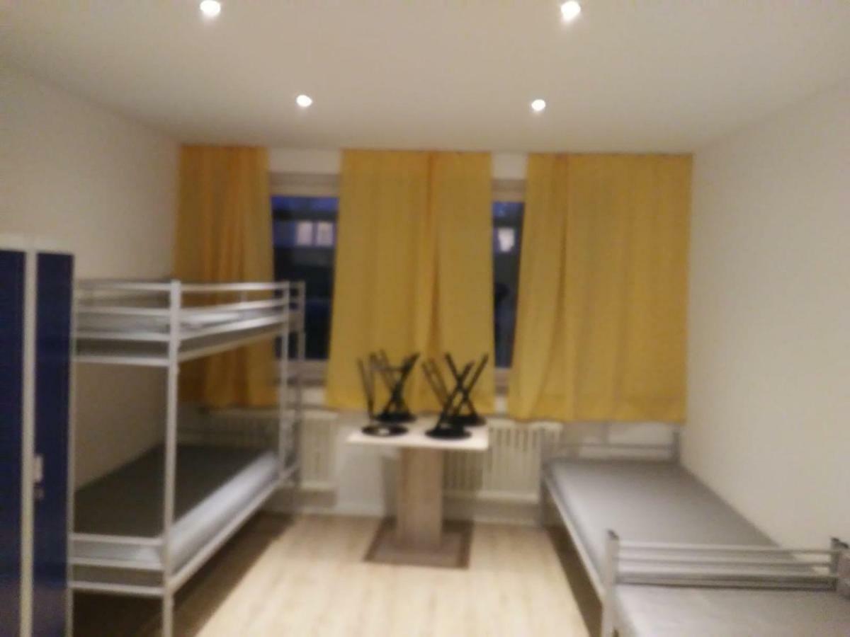 Apartment Studio-apartment Am Wehrhahn 38 *