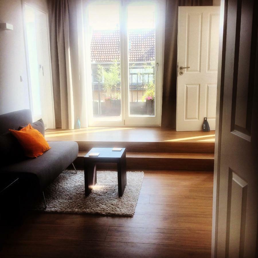 Apartment In Pempelfort - *