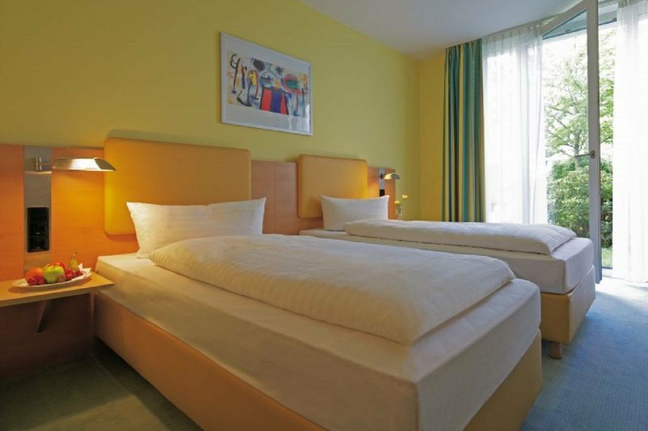 Tribe 4* Dusseldorf