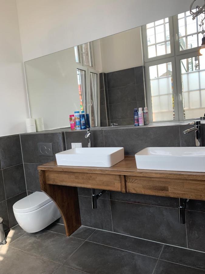 Duesseldorf 5 Min To Train Station Private Guest house Dusseldorf