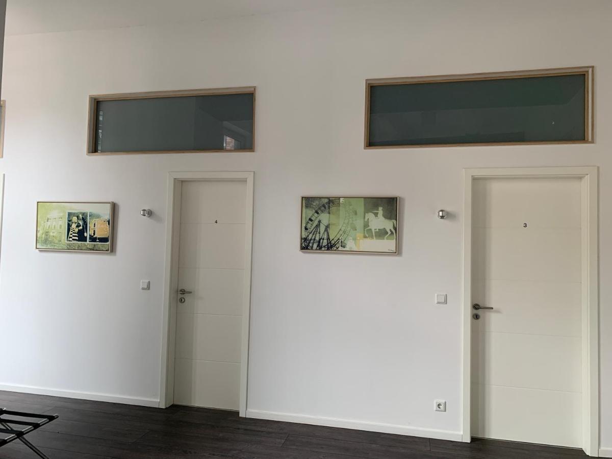 Duesseldorf 5 Min To Train Station Private Guest house *