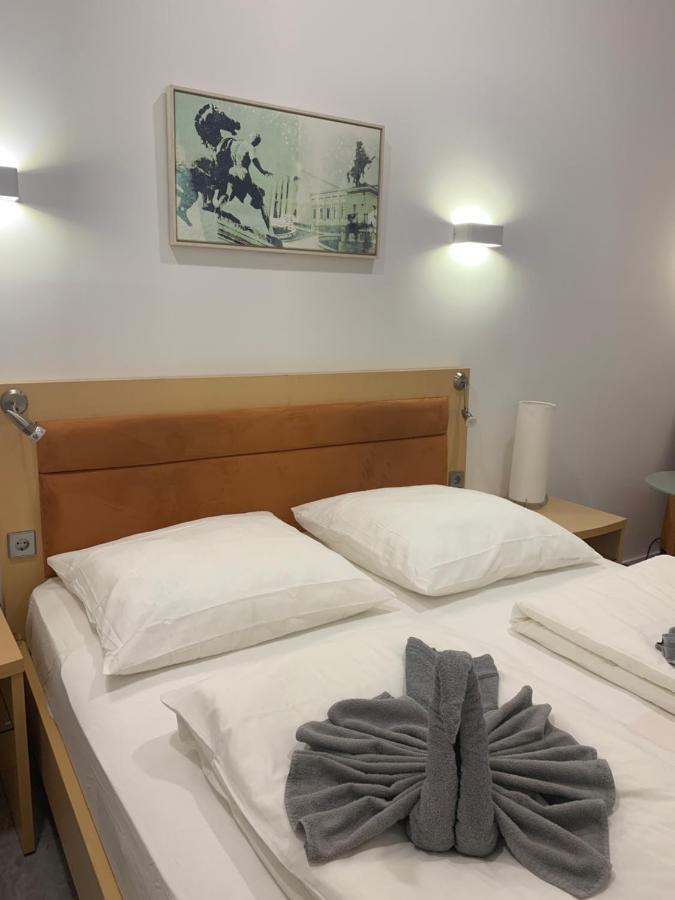 Duesseldorf 5 Min To Train Station Private Guest house Dusseldorf