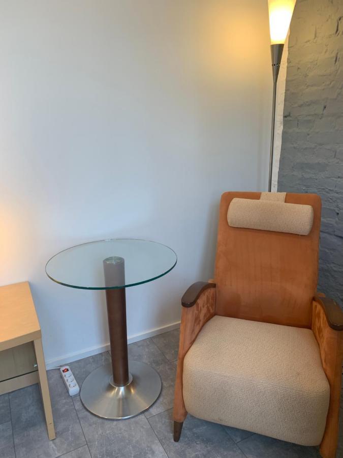 Duesseldorf 5 Min To Train Station Private *