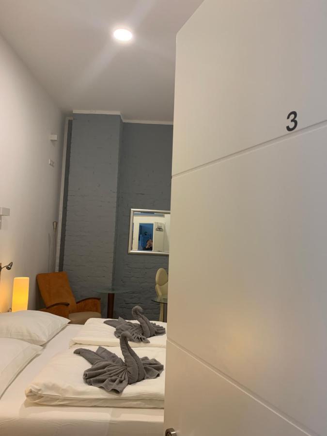 Duesseldorf 5 Min To Train Station Private *