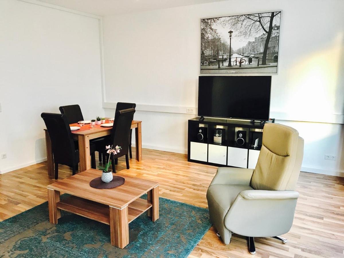 Apartment Deluxe In Hearth Of Downtown Düsseldorf