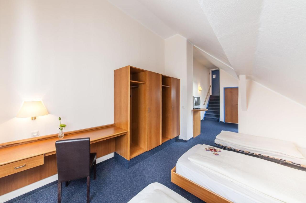 Antares Hotel 3*