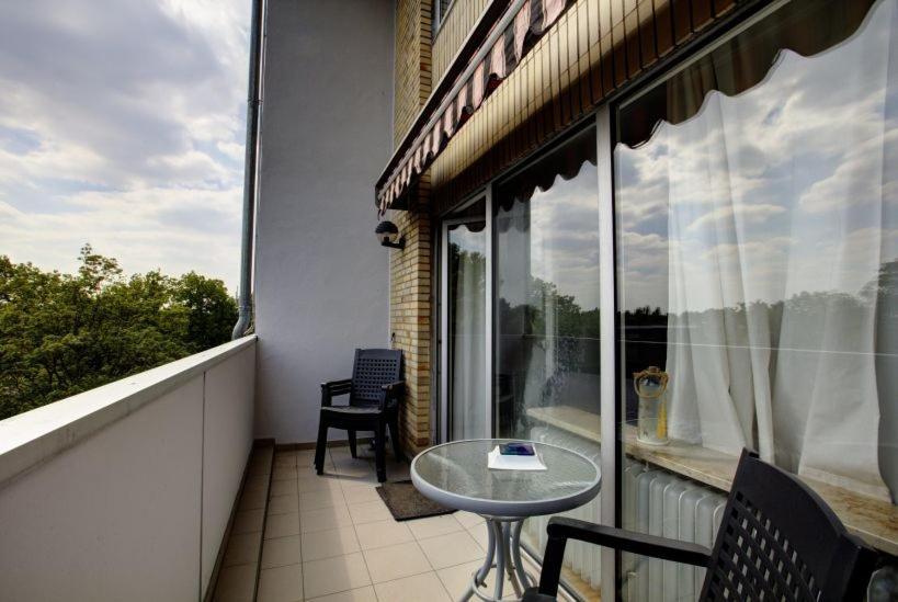Air Boardinghouse Tulip Stockum, Zu Fuss - 3 Minuten Zur Messe Guest house