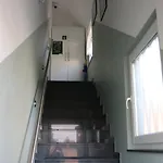Rooms In Duesseldorf Near The Airport/Fair