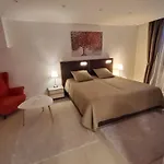 3 Zimmer Wohnung - Keine Party Wohnung ! 6 Personen