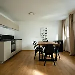 Oldtown Studio Apartment With 2 Bathrooms