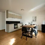 Oldtown Studio Apartment With 2 Bathrooms