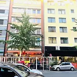 Zentrale Wohnung Direkt Am Hauptbahnhof - Bismarck