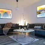 Stylische Wohnung In Duesseldorf