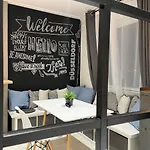 Bienvenidus - Self Service Apartment - Apartment Zur Selbstversorgung - Das Messezimmer - Duesseldorf