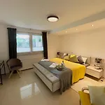 4 Bedrooms, 2 Bathrooms, Kitchen, Terrace - 10 Min To Fairground