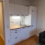 Renoviertes Apartment Inkl Tg Stellplatz In Duesseldorf