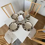 Apartment Duesseldorf City With Free Parking Space