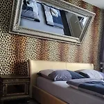 Apartment Dusseldorf-South - Self Check-In