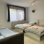 Near Messe And Airport, 2-Bedroom Duplex Apartment With Kitchen And Garden