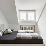 2Bedroom Apartment In Dusseldorf - Near Messe