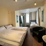 Hotel Monopol City Centre