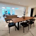 B-Chill House