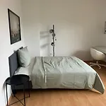 4 Bedroom Apartment In Fancy Duesseldorf Oberkassel