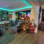 Wie Zuhause , Keine Party, 2 Erwachsene