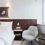 Ruby Luna Hotel Dusseldorf