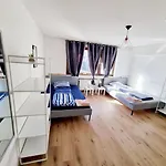 Nice Apartment With Balcony In Duesseldorf